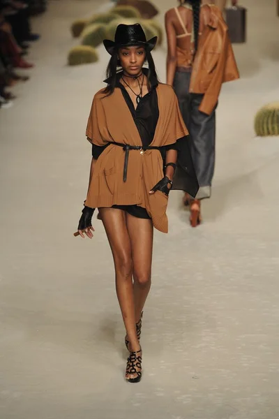 Look 31